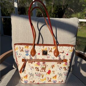Dooney & Bourke Christmas Holiday Disney Tote Santa Tails Animal Retired Leather